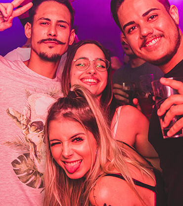 Garland people dancing in club